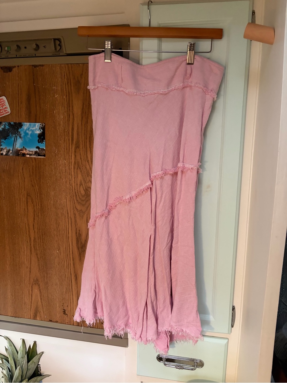 Y2K vintage New Look (UK brand) Soft Pink Raw Hem Midi Skirt